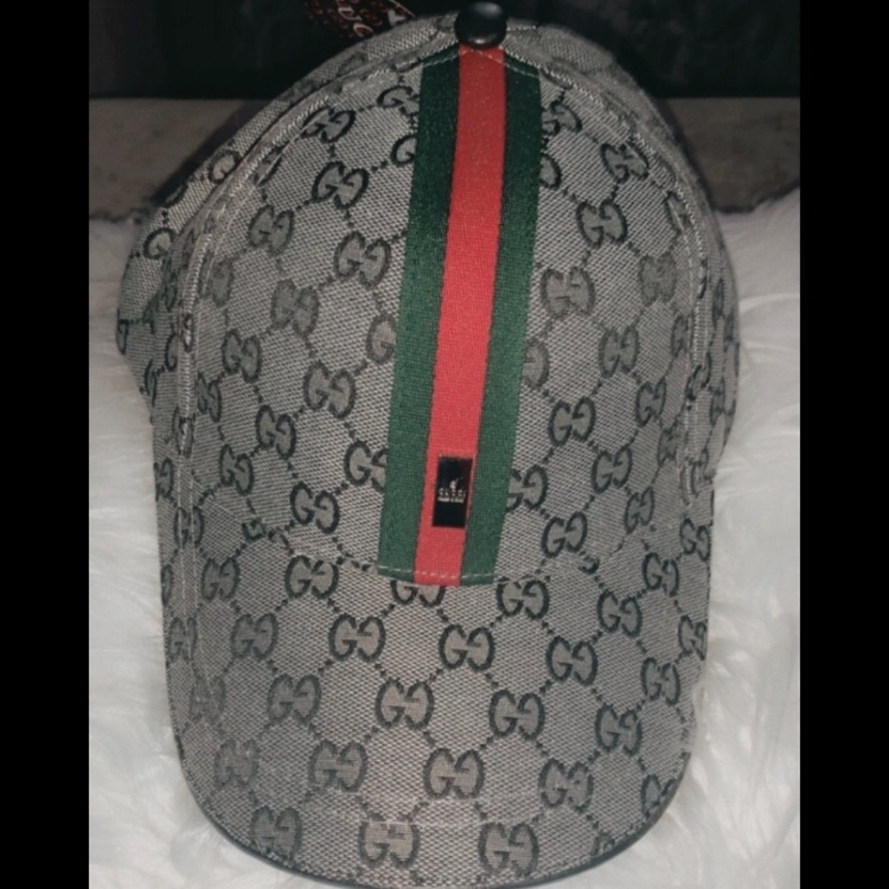 Caps - Picture 2 of 5